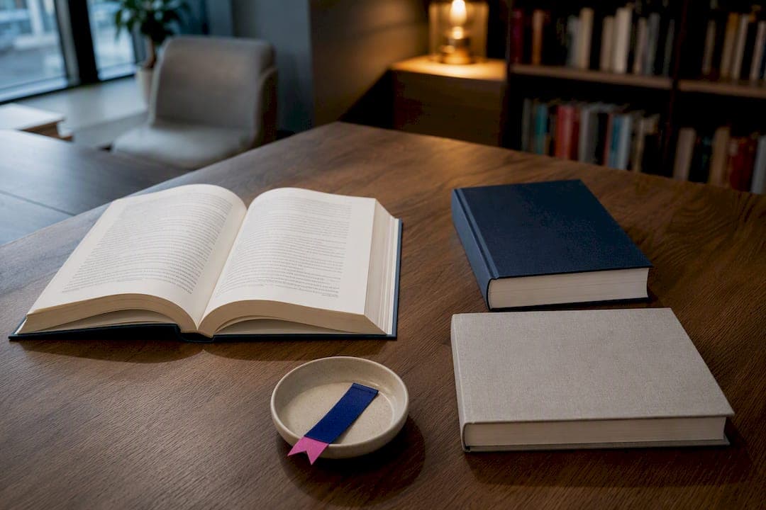 8 Clinician Recommended Books on Depression for Skills, Story, and Safety